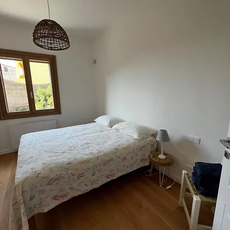 Ada Villa